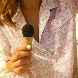mini cones from #traderjoes are the jam! #grainyphotodeliciousmoment