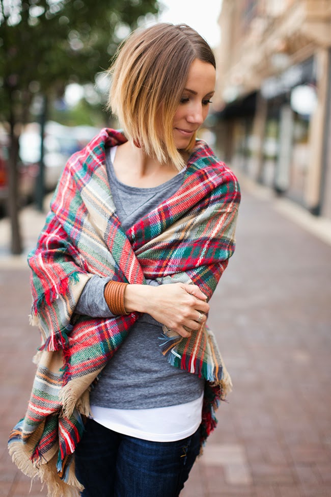 6 Ways to Style a Blanket Scarf