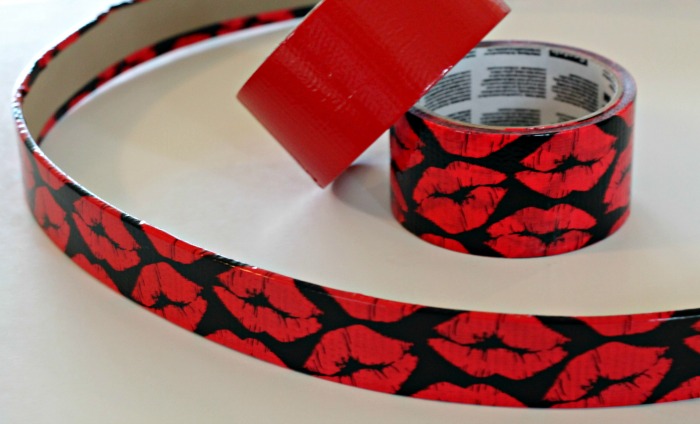 DIY Kiss Belt with Scotch Duct Tape